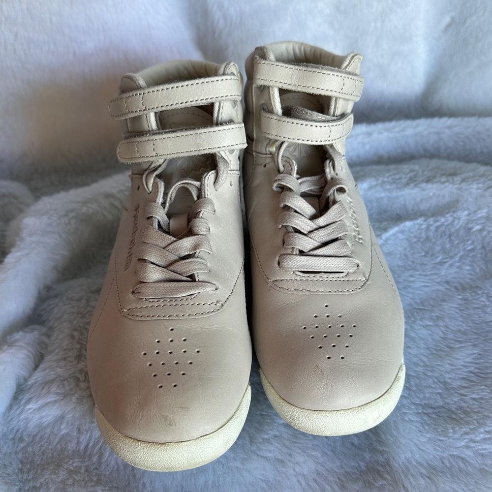 Women’s Reebok with strap - Picture 4 of 6